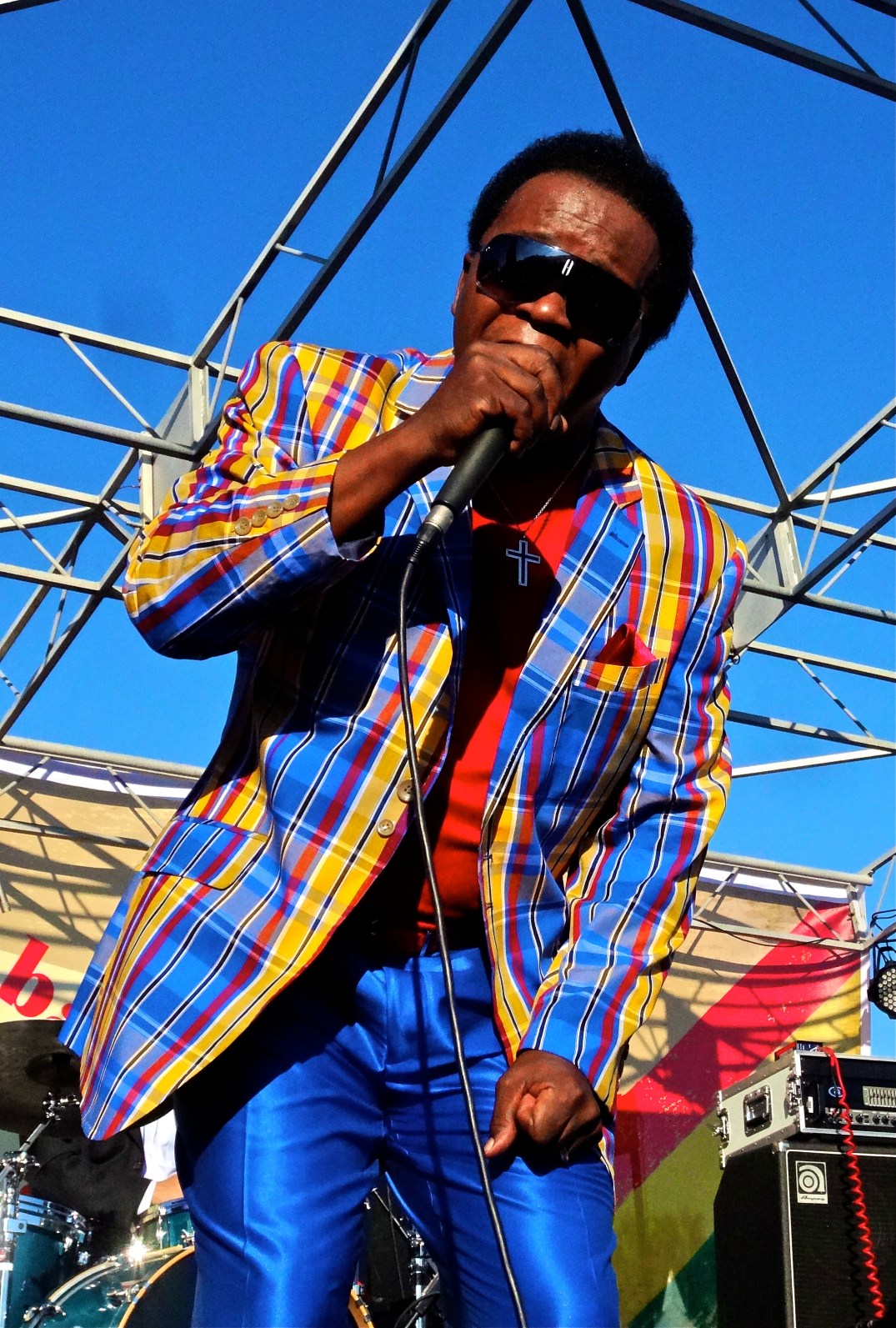 Lee Fields performing at The Beach Ball Festival 9/21/13 [@methodman13]