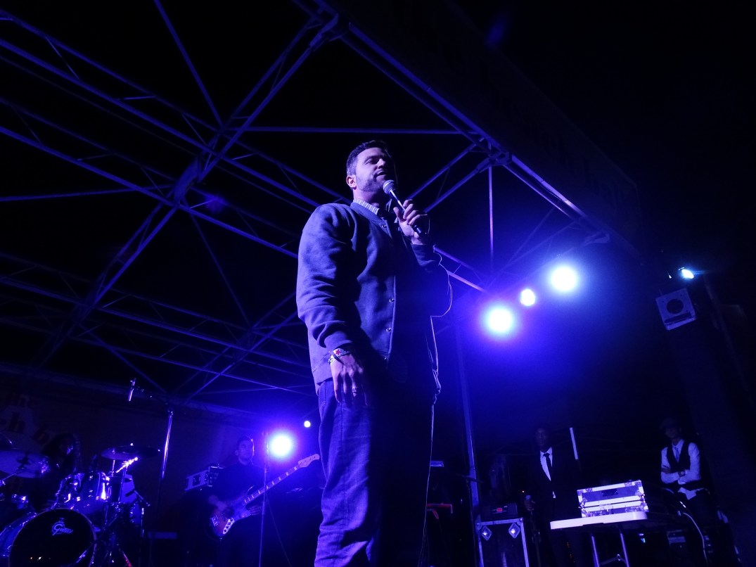 IN-Q performing at The Beach Ball Festival 9/21/13 [ig: @methodman13]